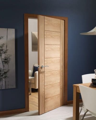 ابواب خشب في ابها