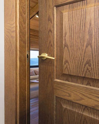 تصنيع وتوريد وتركيب ابواب داخلية وخارجية في ابها وخميس مشيط المنطقة الجنوبية بالسعودية